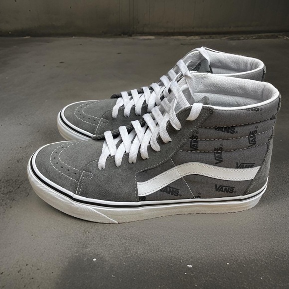 🔥VANS SK8 HIGH TOPS🔥 - Picture 1 of 6